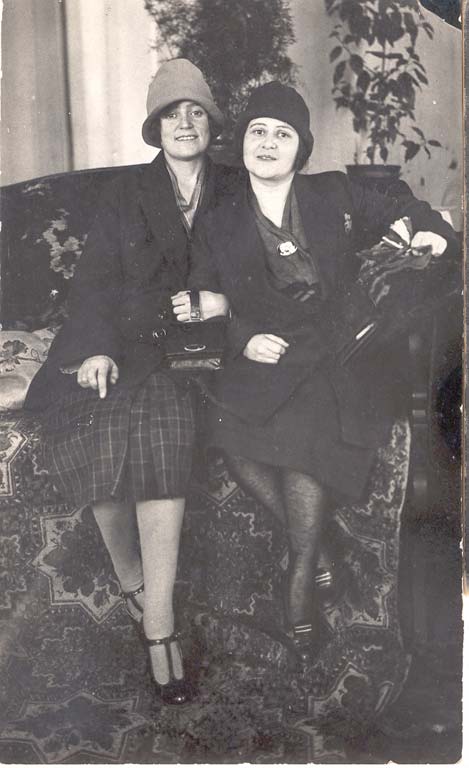 Никитина и Митюшёва, 1930